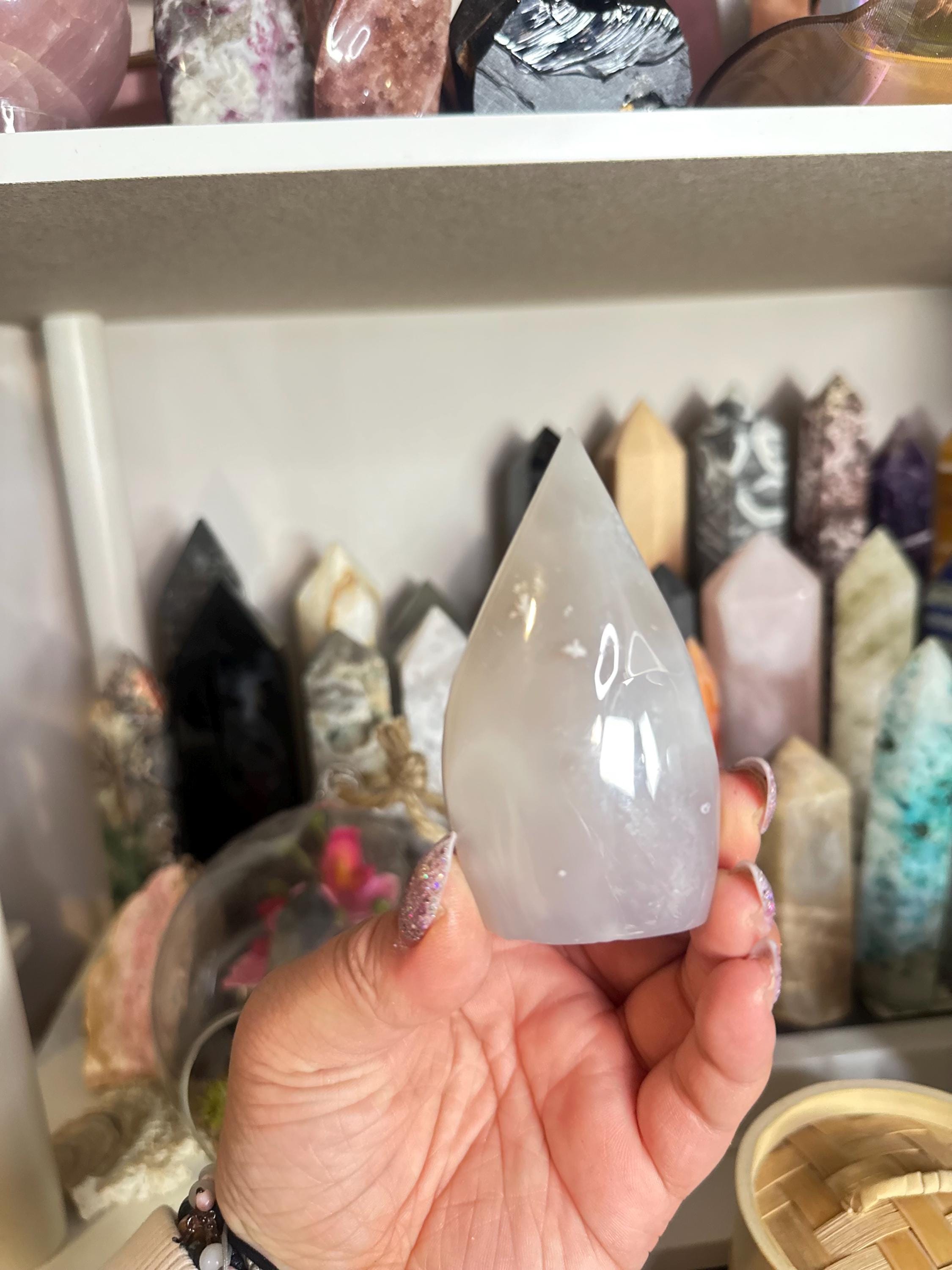 Crystal + Rocks| Polished | Grey Jelly Agate Standing Freeform Teardrop | 4.5in